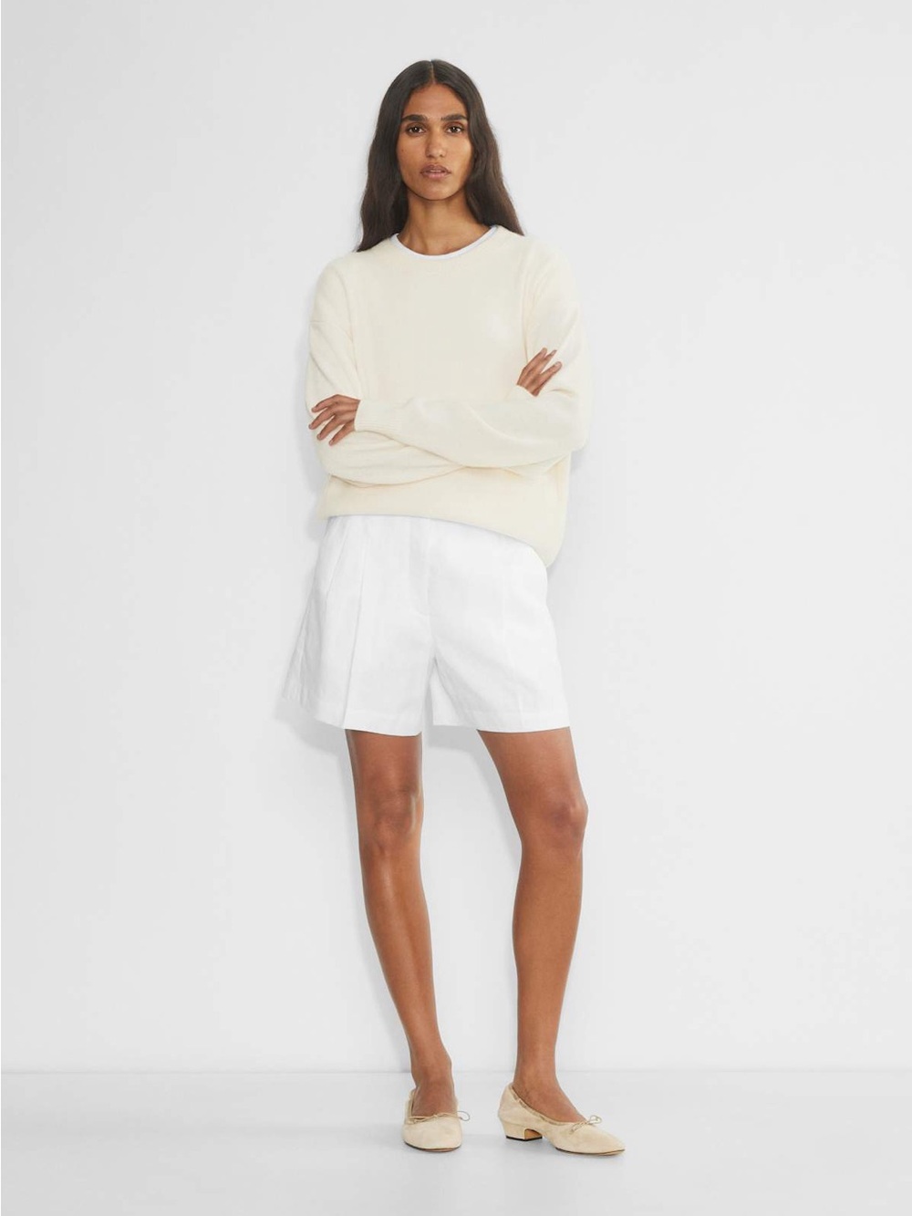 Aritzia The Effortless Short Linen Mid-Thigh High Waist